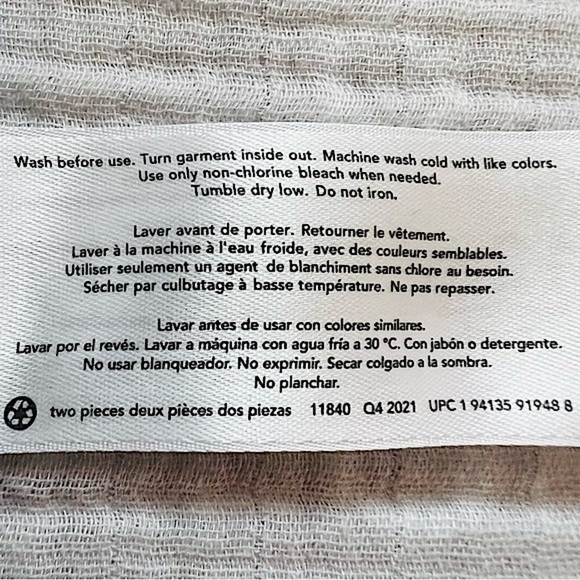 Carter’s Swim Shirt / Rash Guard & Swim Trunks Set, Size 12M - Picture 12 of 12